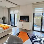 Serenity Hideaway Hisaroenue Вилла