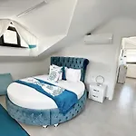 Serenity Hideaway Hisaroenue Villa *