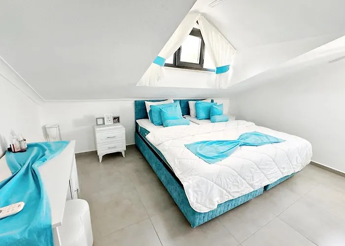 Вилла Serenity Hideaway Hisaroenue